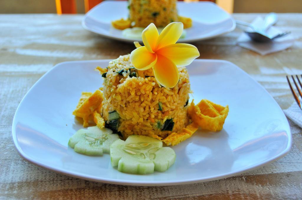 Deva Devi Beach Inn Luxury Batununggul エクステリア 写真