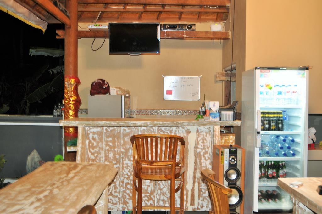 Deva Devi Beach Inn Luxury Batununggul エクステリア 写真